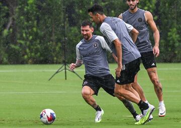 Busquets and Messi have both already trained with Inter Miami.